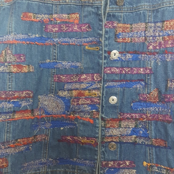 Chicos Applique Embroidered Denim Jean Jacket SZ 1 - Picture 2 of 5